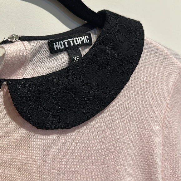 Hot Topic Collared Sweater - Picture 5 of 5